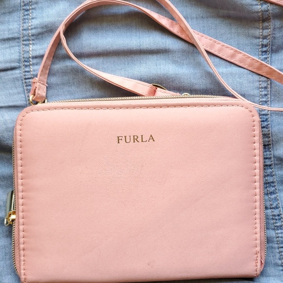 Crossbody Wallet - Picture 2 of 6